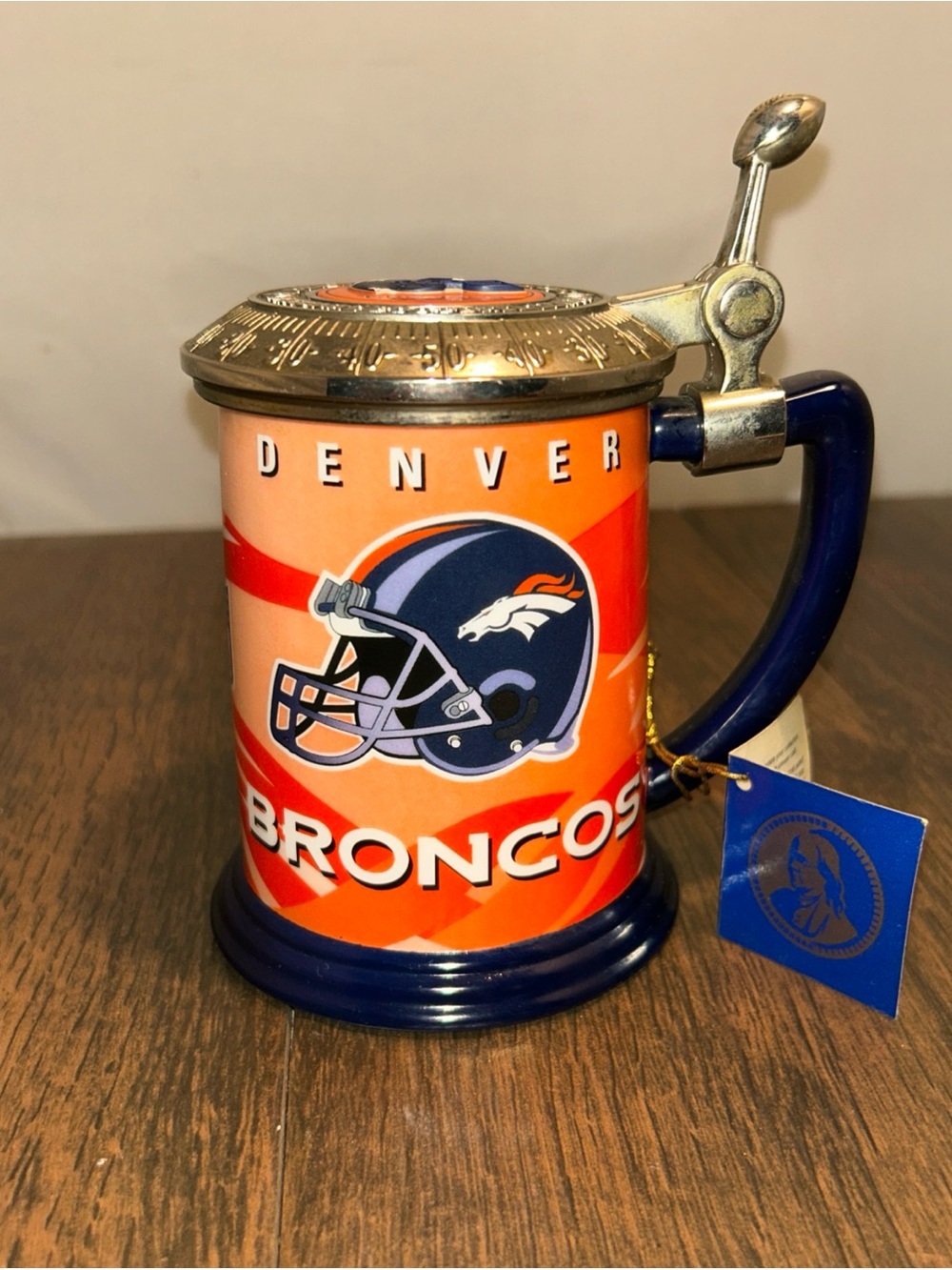Denver Broncos Collector Lidded Tankard Coffee Cup 6 inches tall  Vintage New